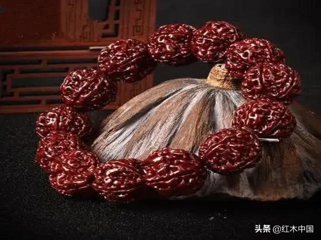 金刚菩提怎么分辨机刷或者手盘,机刷菩提和手盘区别