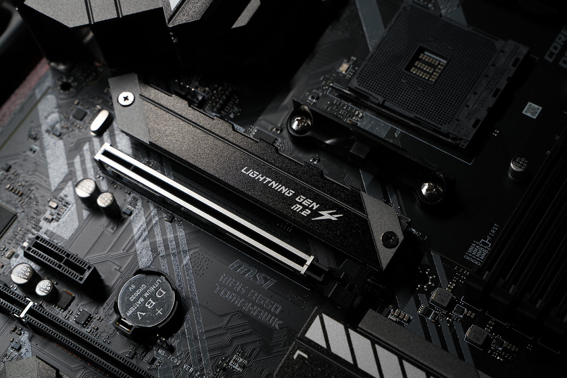 pcie4.0512固态硬盘推荐,pcie4.0300左右固态硬盘推荐