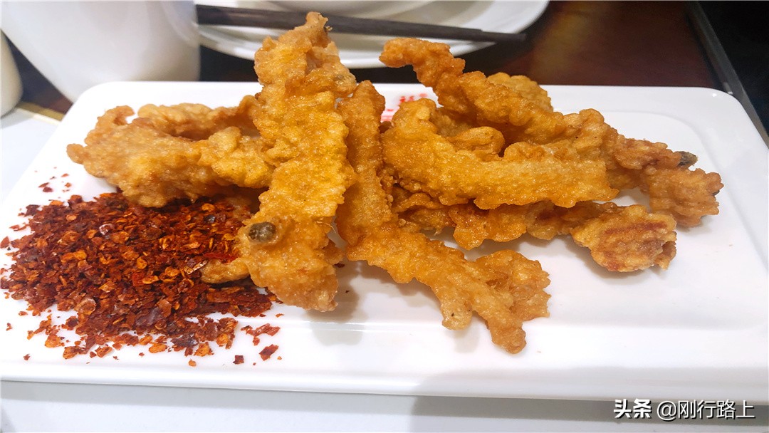 要问重庆火锅哪家强？重庆桥头火锅当仁不让