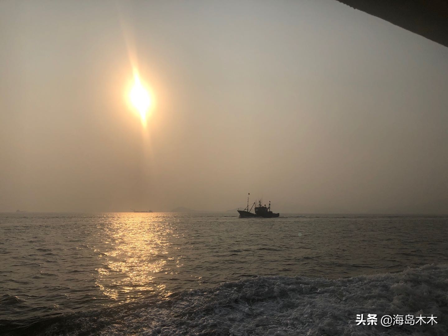 舟山是不是都是小岛组成的,舟山是个岛吗