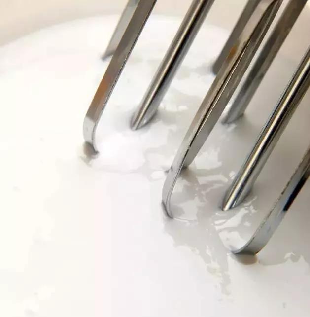 奶油打发不稳定怎么拯救,乳脂奶油和动物奶油打发对比