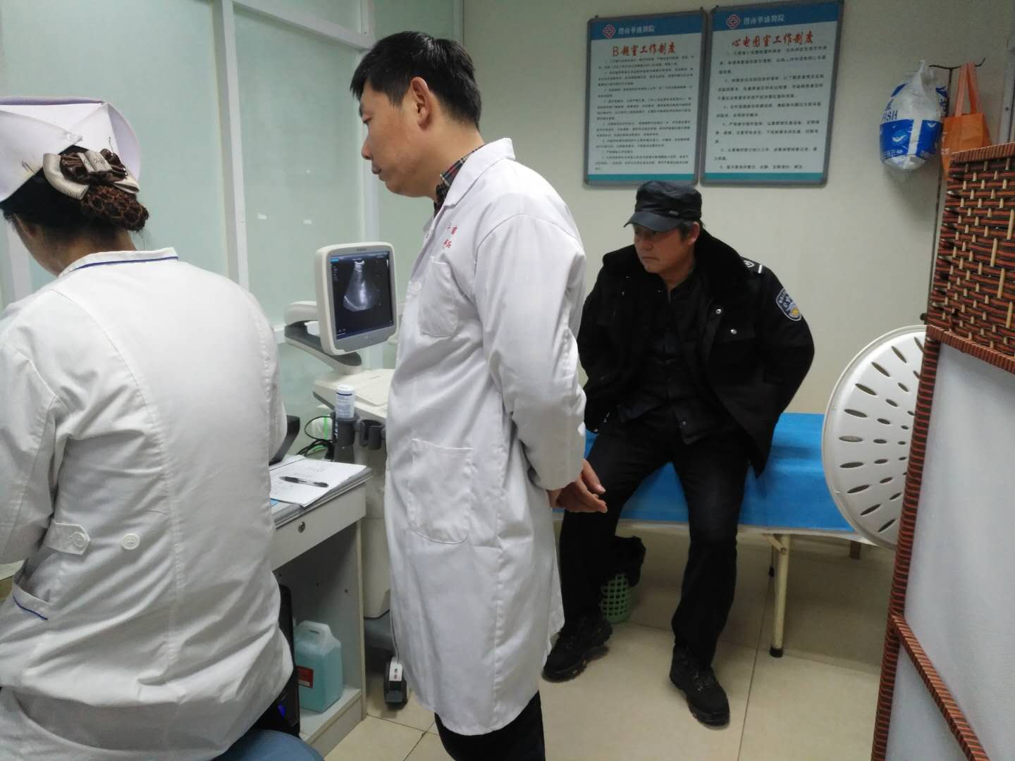 渭南华盛医院为渭南公交公司全体司机送健康献爱心活动