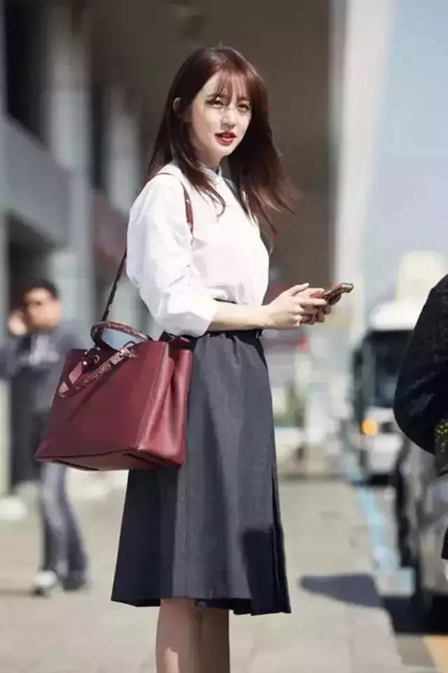 刘海和发型怎么搭，才能显得脸小？各路明星给你示范