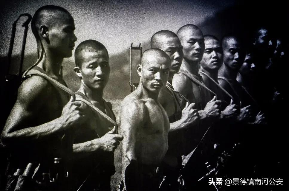中国军人理发,军人理发全过程