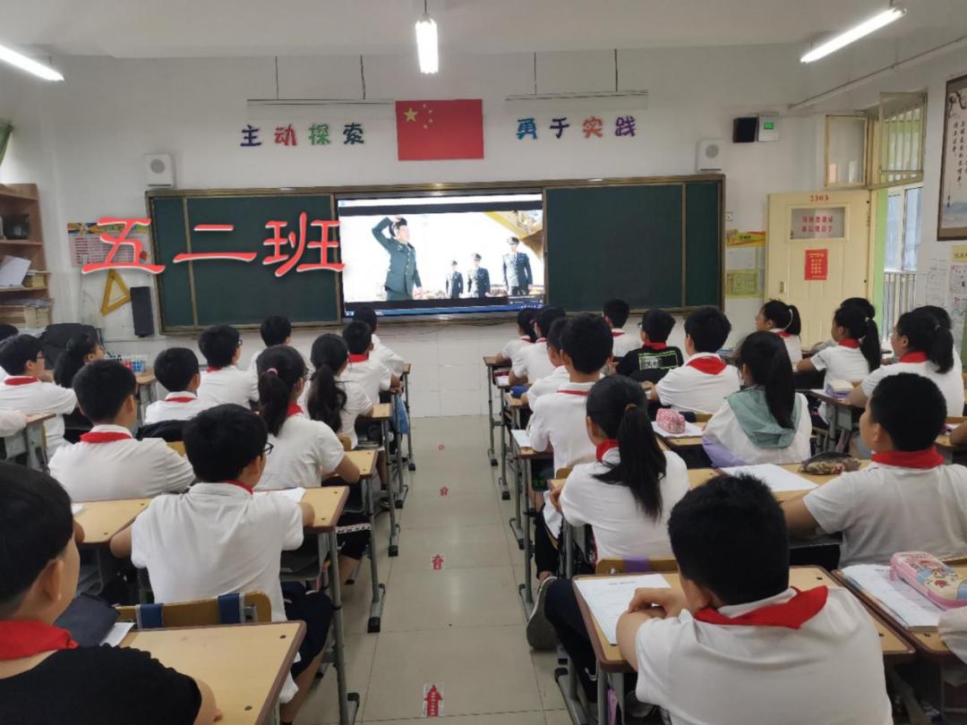 2022年郑东新区康宁小学,重温百年党史繁衍红色基因