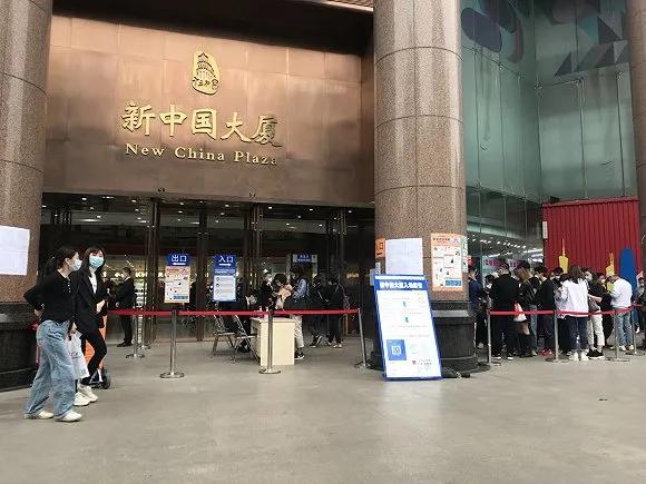卖衣服生意不景气,卖服装生意惨淡