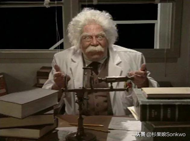 我有张黑卡，看你天赋异禀，封号的风险就给你背了