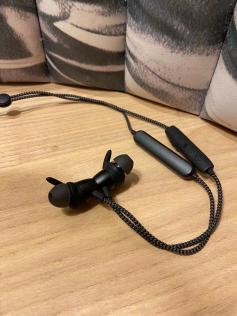 音质惊艳挂脖蓝牙耳机,品质挂脖蓝牙耳机