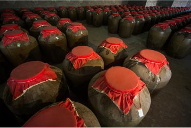 酒藏在土里的方法,瓶装酒埋地下正确方法