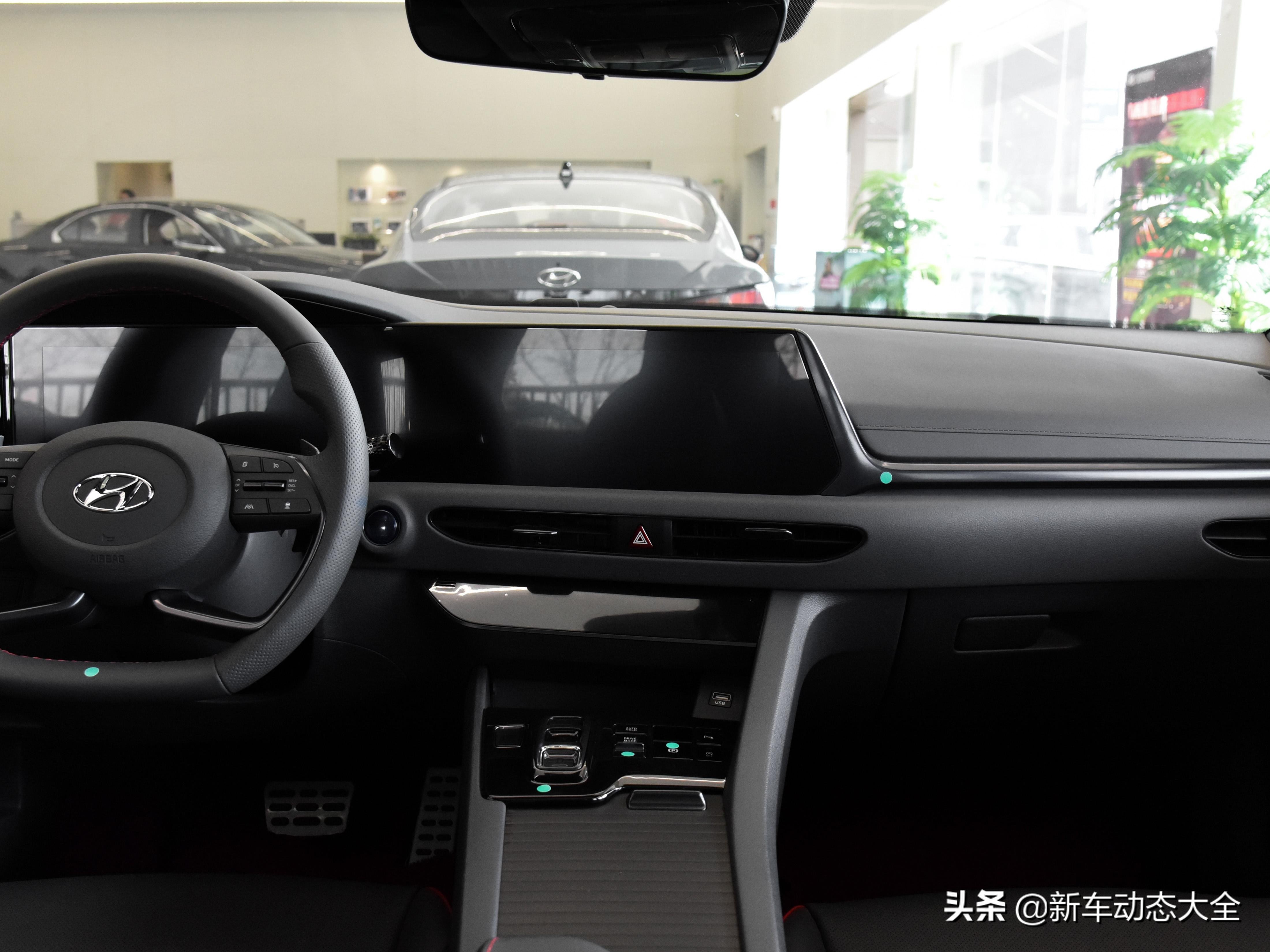 索纳塔性价比最高的车型,2.0t索纳塔驾乘体验