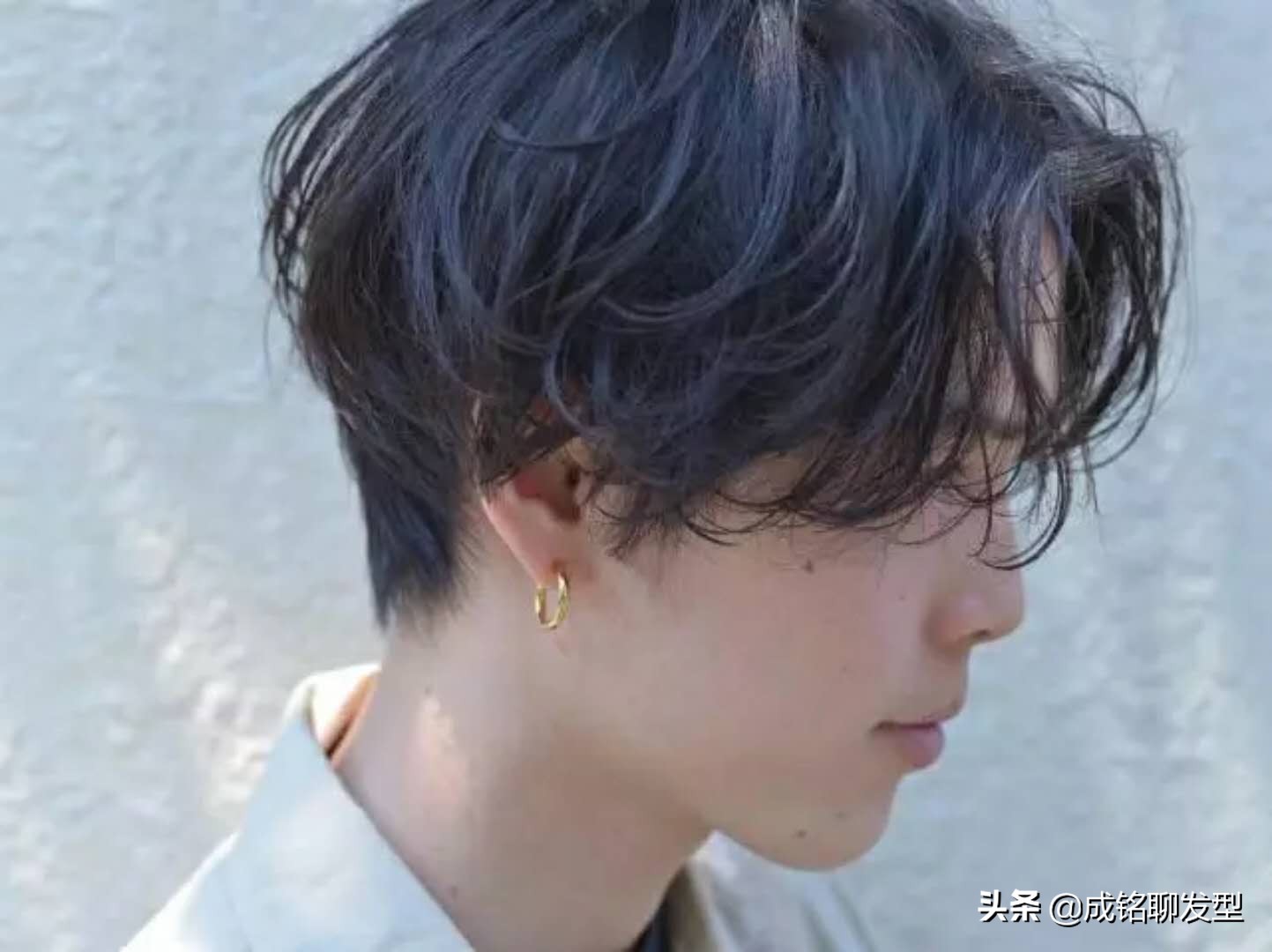 头发硬的男生适合什么发型帅气,头发多硬粗男生适合什么发型