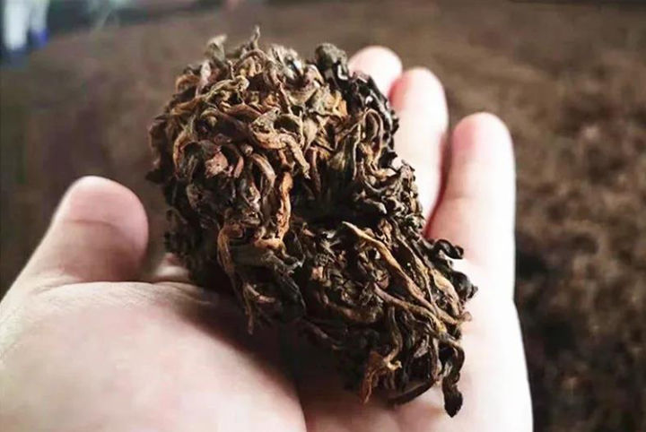 普洱茶老茶梗的口感,冰岛老茶头和普通老茶头的区别