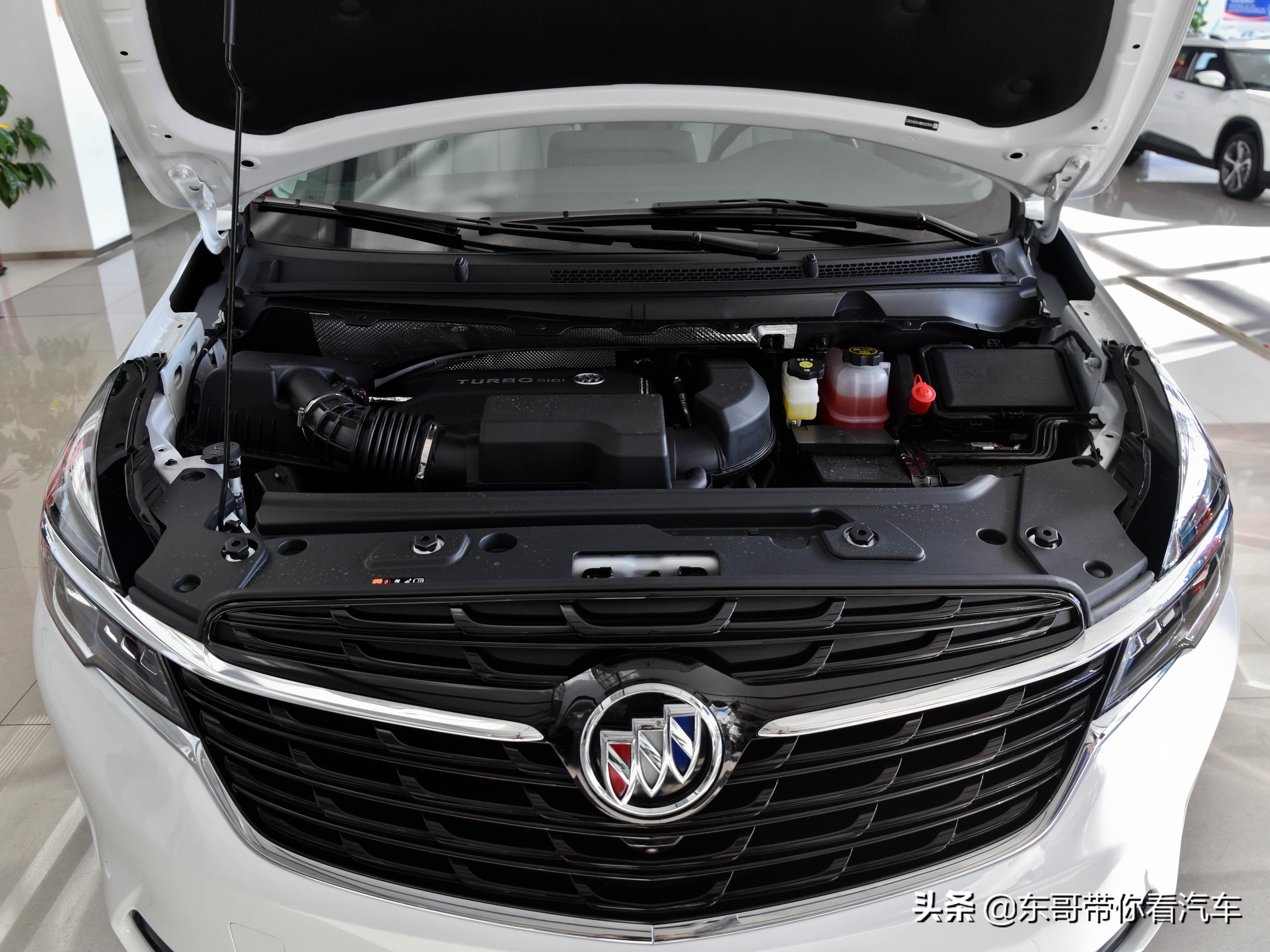 经典标杆MPV，空间大老板爱，动力省油有劲，带你看别克GL8