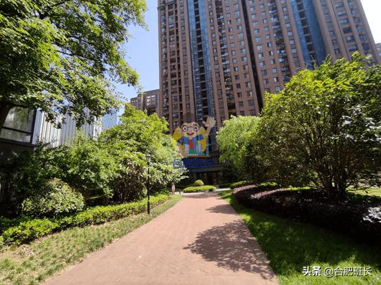 滨湖省府板块高速,实探滨湖区省府中轴禹洲绿城兰园